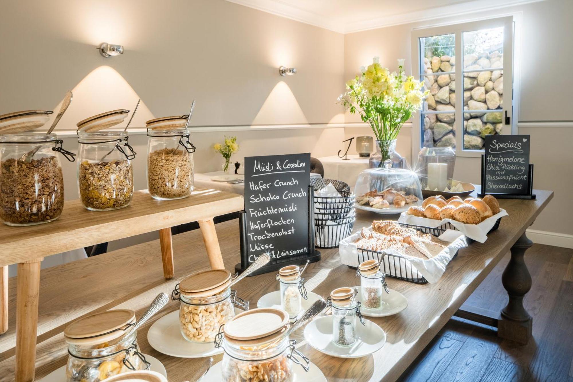Jaumann's Suedwind Sylt Hotel 3*
